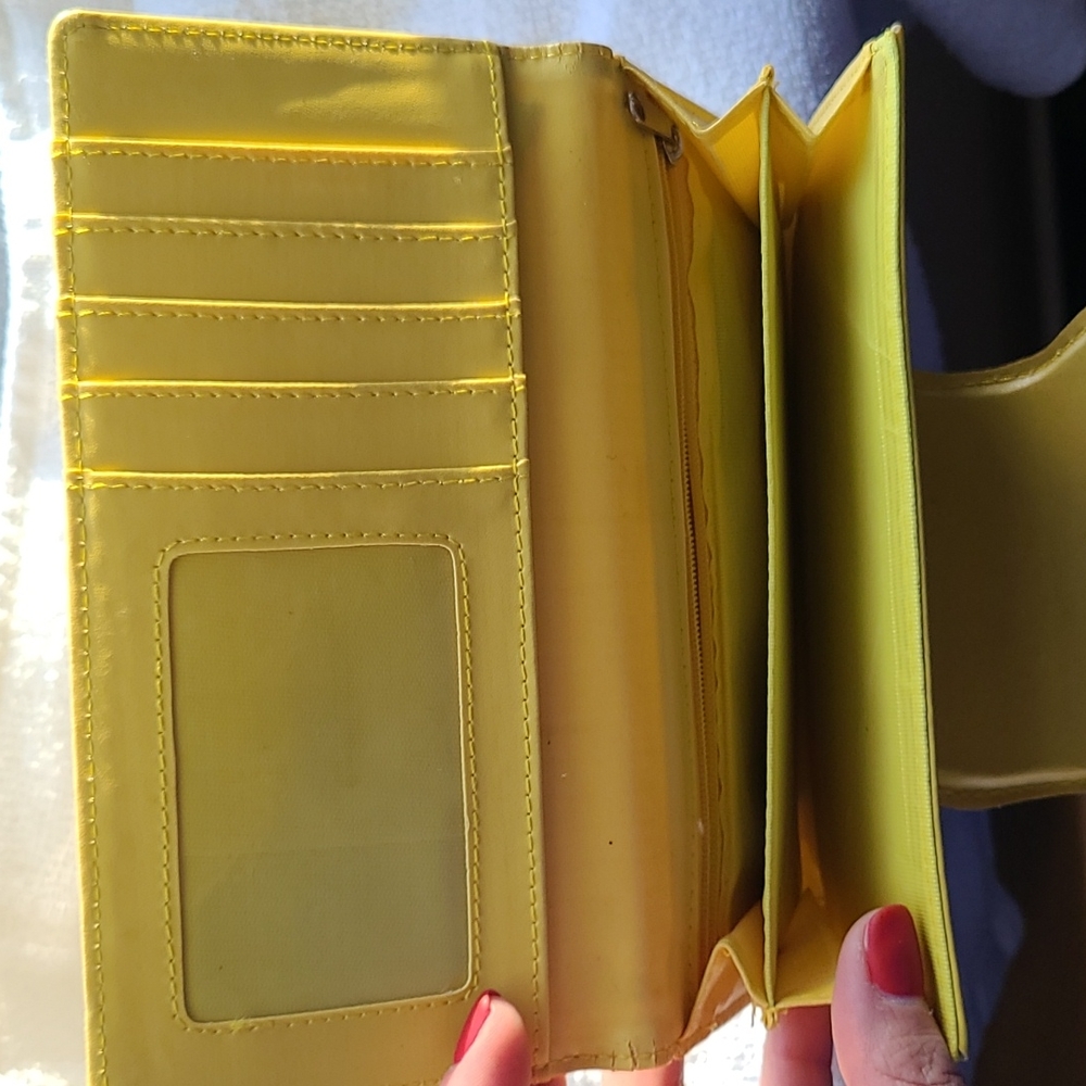 Pokémon Pikachu large wallet - Picture 3 of 4